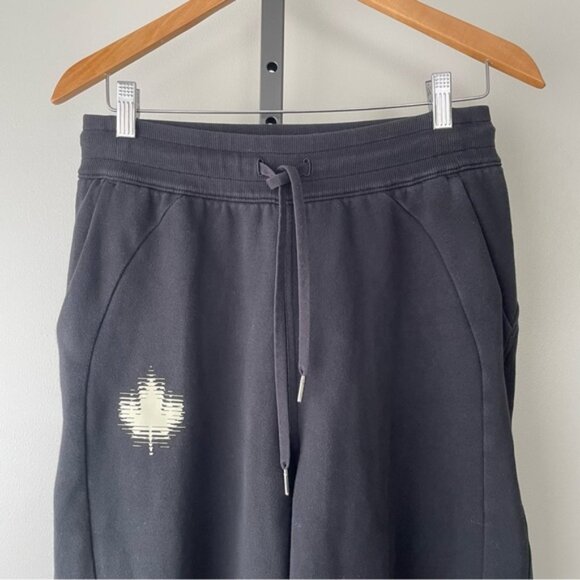 Lululemon Team Canada High Rise Jogger Size 8 - Picture 4 of 8